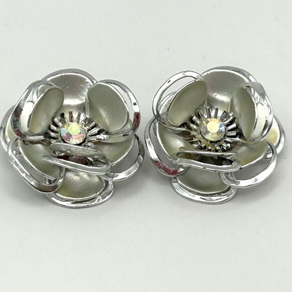 Vintage Silver Tone Flower Clip On Earrings with AB Rhinestone Center - Picture 2 of 14